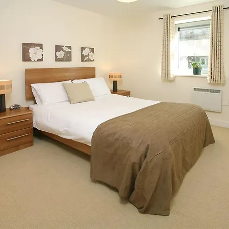 Hotel Your Hamilton Court