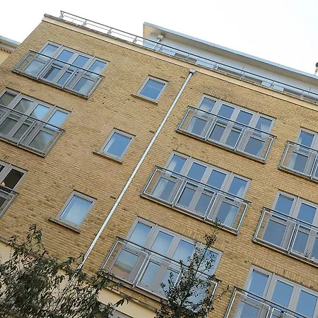 Your Hamilton Court * Bristol