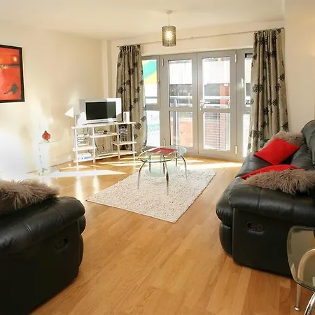 Your Hamilton Court Hotel